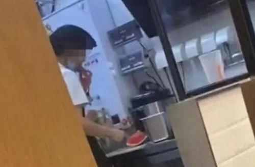 吃瓜奶茶店视频,揭秘网红奶茶背后的秘密