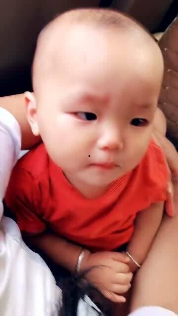 泡泡吃瓜吃自己姥姥