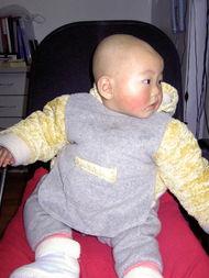 宝宝瓜吃臭臭,吃臭臭的奇妙之旅