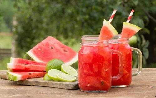 喝水叫吃瓜,喝水与吃瓜的奇妙融合