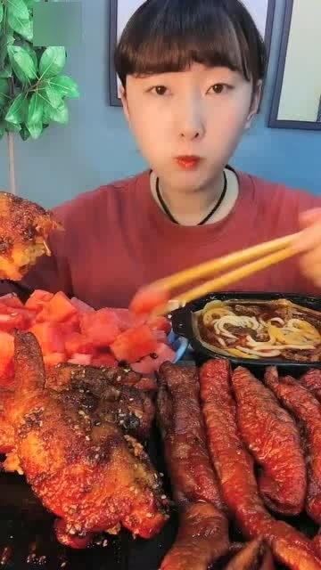 吃瓜少女鸡翅,揭秘美食背后的故事