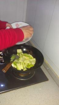 乳瓜怎么炒着吃,家常美味轻松学