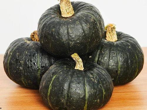 婴儿吃贝贝瓜的危害,婴儿食用贝贝瓜可能存在的健康风险解析