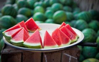 保定破店甜麻吃瓜,探寻地道的街头美食风情