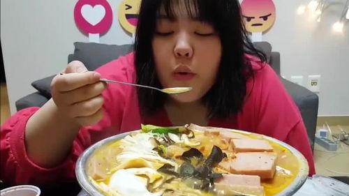吃瓜姐郑州,揭秘网红美食背后的故事