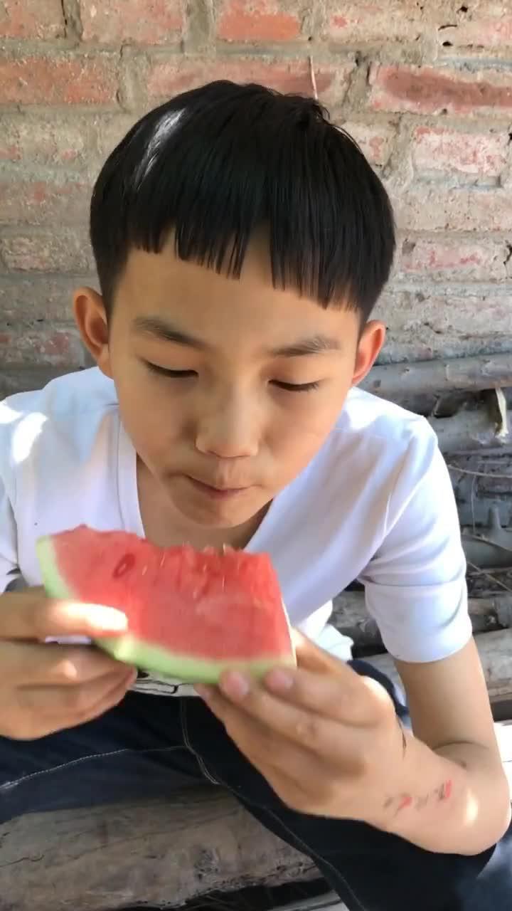 吃瓜的少年,揭秘娱乐圈背后的故事